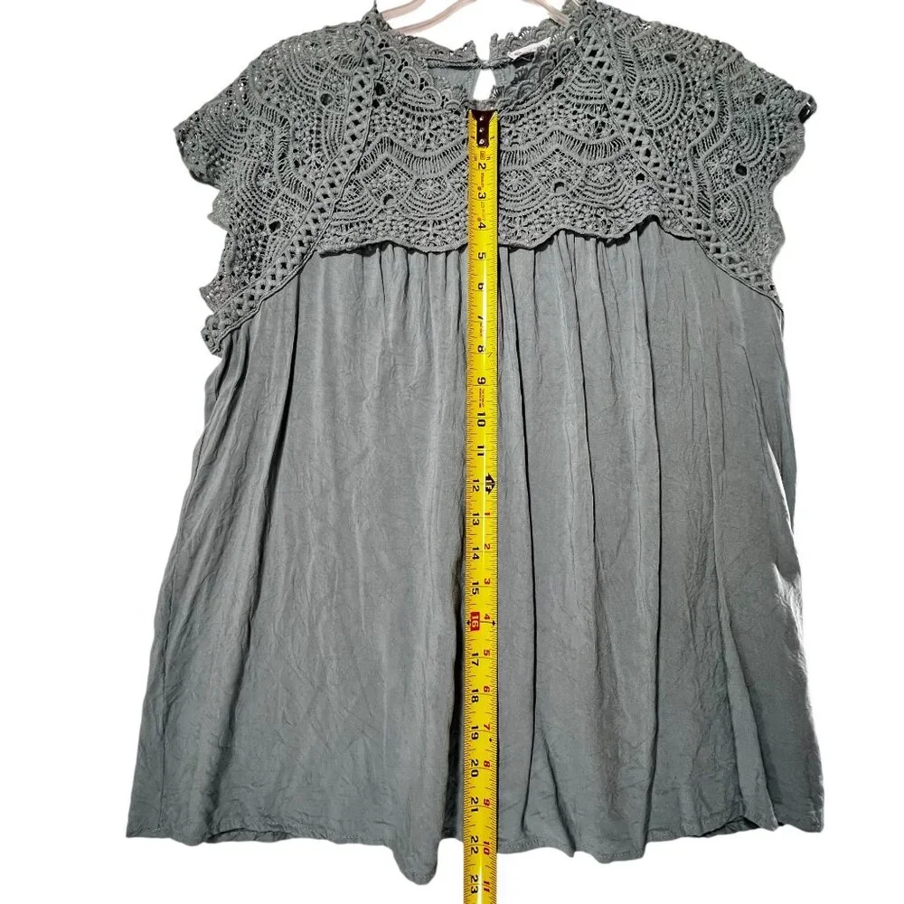 FSL Apparel Green Crochet Lace Yoke Sleeveless Tunic Blouse Top Button Closure - Picture 10 of 12